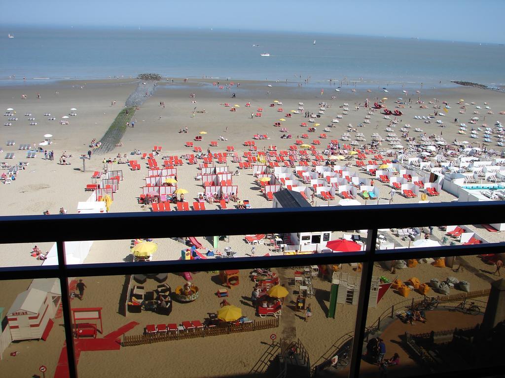 Studio With Seaview Blankenberge Quarto foto